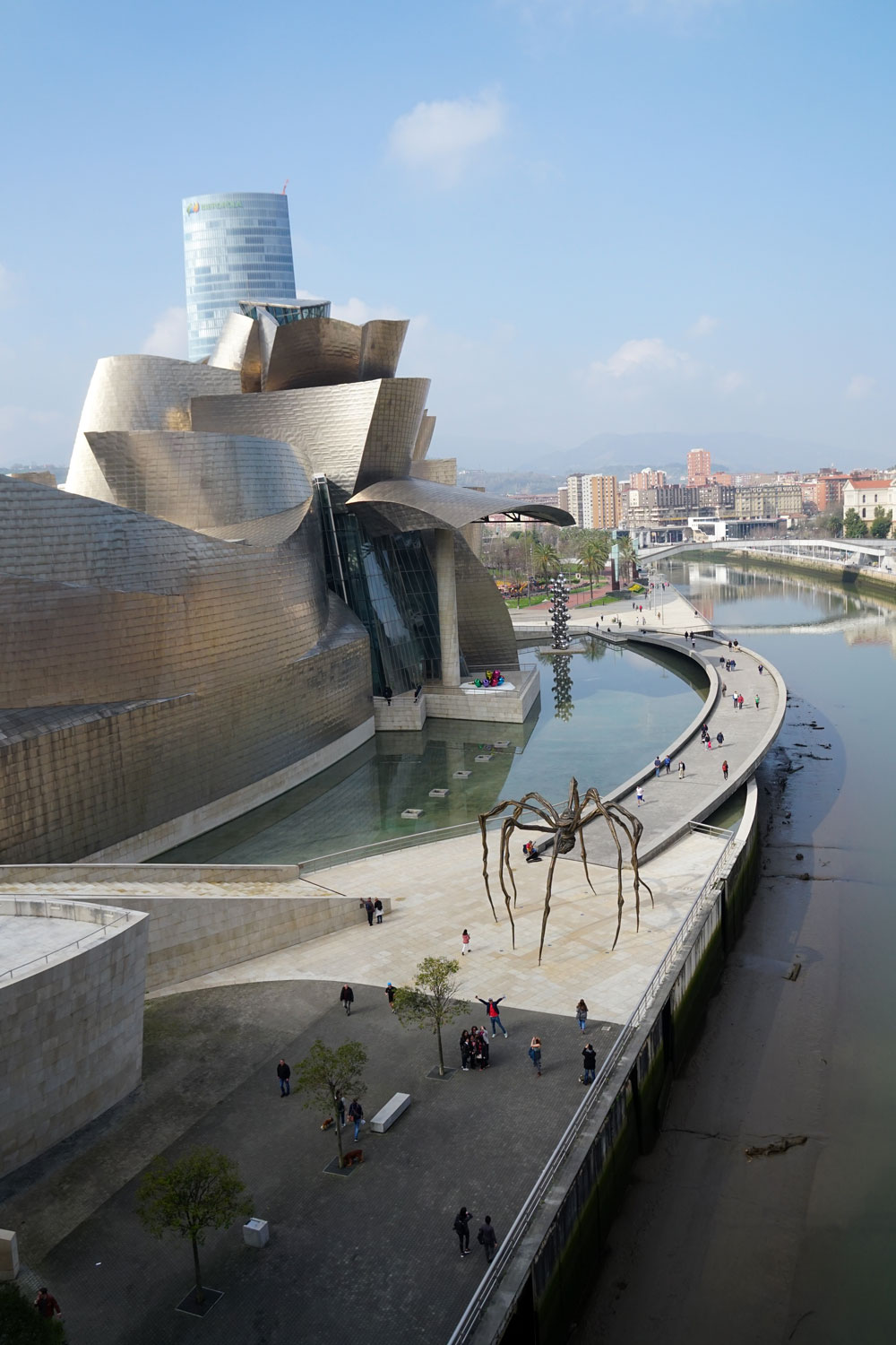 Maman en el Guggenheim Bilbao